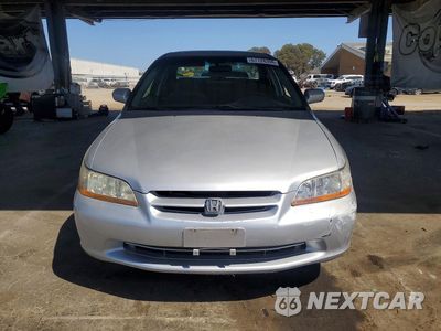 Piąte zdjęcie samochodu w środku: 1998 HONDA ACCORD LX VIN:1HGCG5646WA077587 - miniatura