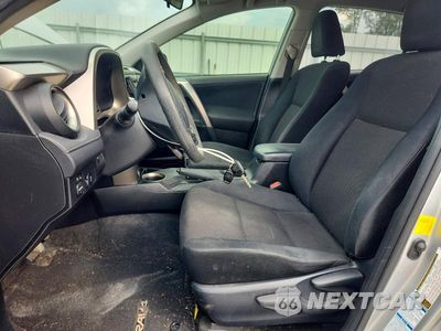 Zdjęcie 7 z 13 samochodu: 2014 TOYOTA RAV4 LE VIN:JTMBFREV0ED052633 - miniatura