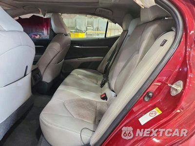 Zdjęcie 10 z 12 samochodu: 2018 TOYOTA CAMRY XSE VIN:4T1B61HK8JU578873 - miniatura