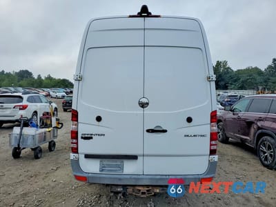 Zdjęcie 6 z 13 samochodu: 2014 FREIGHTLINER SPRINTER 3500 VIN:WDYPF1CC7E5936060 - miniatura