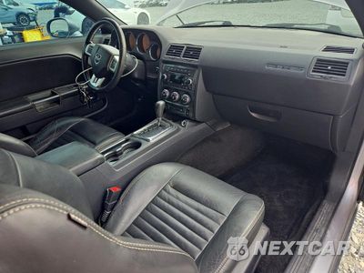 Zdjęcie 8 z 13 samochodu: 2013 DODGE CHALLENGER SXT VIN:2C3CDYAG7DH729372 - miniatura