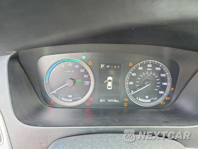 Zdjęcie 9 z 12 samochodu: 2016 HYUNDAI SONATA HYBRID SE VIN:KMHE24L18GA025658 - miniatura