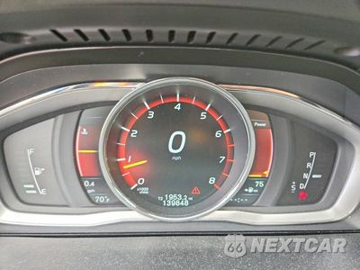 Zdjęcie 9 z 12 samochodu: 2016 VOLVO S60 PREMIER VIN:LYV612TK5GB095118 - miniatura