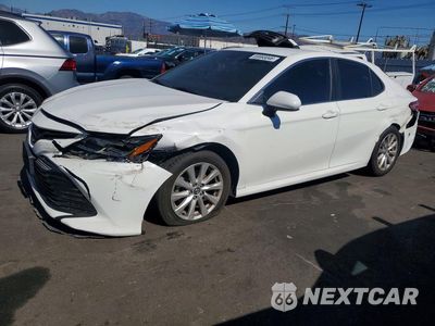 2020 TOYOTA CAMRY LE 4T1C11AK8LU918832 - główne zdjęcie licytacji z USA - miniatura