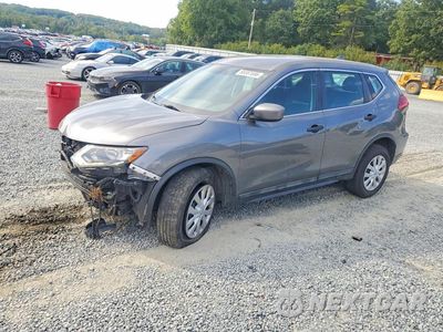 2017 NISSAN ROGUE S 5N1AT2MV9HC866590 - główne zdjęcie licytacji z USA - miniatura