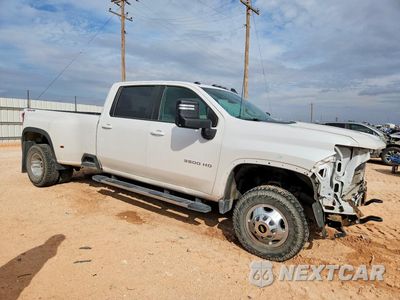 Czwarte zdjęcie samochodu z boku: 2022 CHEVROLET SILVERADO K3500 LT VIN:1GC4YTEYXNF306525 - miniatura