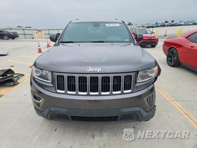 Piąte zdjęcie samochodu w środku: 2015 JEEP GRAND CHEROKEE LAREDO VIN:1C4RJEAG1FC231154 - miniatura