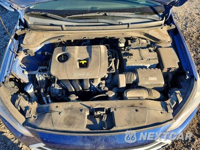 Zdjęcie 11 z 12 samochodu: 2017 HYUNDAI ELANTRA SE VIN:5NPD84LF7HH077318 - miniatura