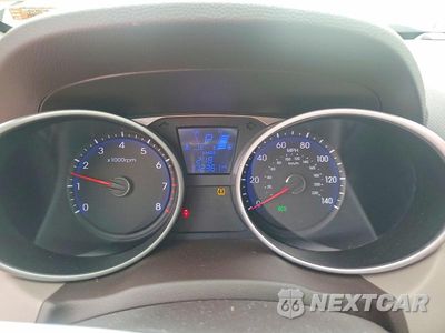 Zdjęcie 9 z 13 samochodu: 2013 HYUNDAI TUCSON GLS VIN:KM8JU3AC8DU557493 - miniatura