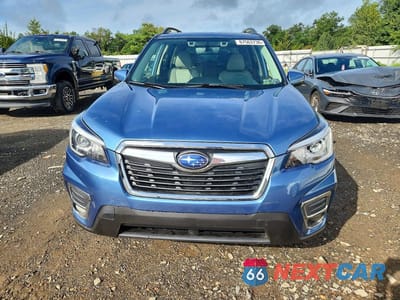 Piąte zdjęcie samochodu w środku: 2019 SUBARU FORESTER LIMITED VIN:JF2SKASC7KH529760 - miniatura