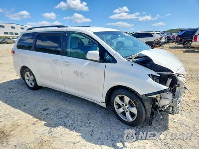 Czwarte zdjęcie samochodu z boku: 2014 TOYOTA SIENNA LE VIN:5TDKK3DC4ES408062 - miniatura