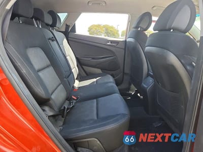 Zdjęcie 10 z 12 samochodu: 2016 HYUNDAI TUCSON ECO VIN:KM8J33A23GU028371 - miniatura