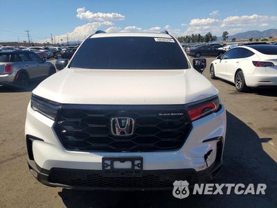 Piąte zdjęcie samochodu w środku: 2025 HONDA PILOT BLACK VIN:5FNYG1H94SB140161 - miniatura