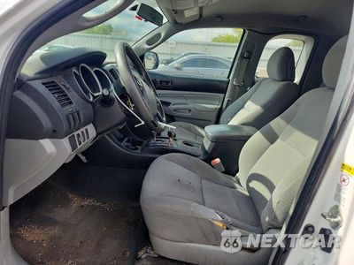 Zdjęcie 7 z 13 samochodu: 2015 TOYOTA TACOMA BASE VIN:5TFTX4CN9FX056221 - miniatura