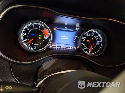Zdjęcie 9 z 13 samochodu: 2019 JEEP CHEROKEE LIMITED VIN:1C4PJMDX7KD418299 - miniatura
