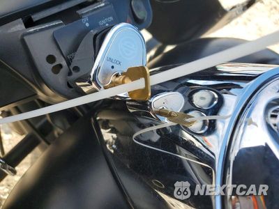 Zdjęcie 8 z 9 samochodu: 2013 HARLEY-DAVIDSON FLTRX ROAD GLIDE CUSTOM VIN:1HD1KHM1XDB672138 - miniatura