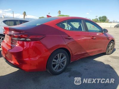 Trzecie zdjęcie samochodu z tyłu: 2017 HYUNDAI ELANTRA VALUE EDITION VIN:5NPD84LF5HH194296 - miniatura