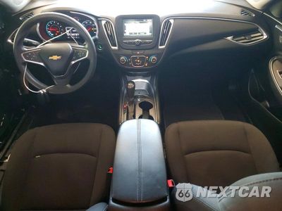Zdjęcie 8 z 13 samochodu: 2018 CHEVROLET MALIBU LT VIN:1G1ZD5ST2JF245194 - miniatura