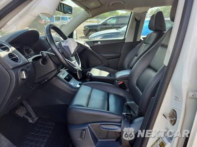 Zdjęcie 7 z 13 samochodu: 2016 VOLKSWAGEN TIGUAN S VIN:WVGAV7AX4GW529142 - miniatura