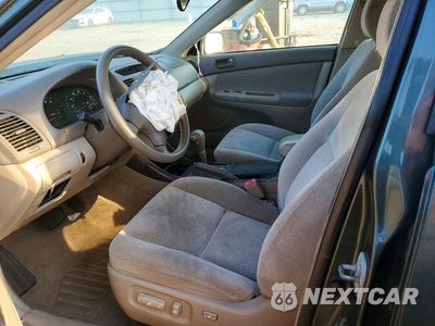 Zdjęcie 7 z 13 samochodu: 2004 TOYOTA CAMRY LE VIN:4T1BE30K44U380757 - miniatura