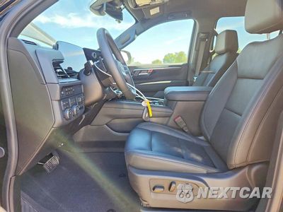 Zdjęcie 7 z 13 samochodu: 2026 CHEVROLET SUBURBAN K1500 LT VIN:1GNS6CKD6TR352886 - miniatura