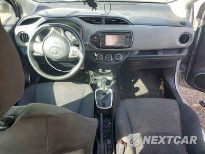 Zdjęcie 8 z 12 samochodu: 2015 TOYOTA YARIS 5-DOOR LE VIN:VNKKTUD33FA034956 - miniatura