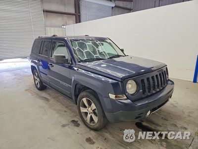 Czwarte zdjęcie samochodu z boku: 2016 JEEP PATRIOT LATITUDE VIN:1C4NJPFA0GD809982 - miniatura