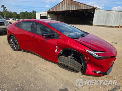 Czwarte zdjęcie samochodu z boku: 2024 TOYOTA PRIUS XLE VIN:JTDACAAU8R3033570 - miniatura