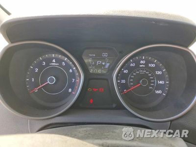 Zdjęcie 9 z 12 samochodu: 2016 HYUNDAI ELANTRA SE VIN:5NPDH4AE4GH663659 - miniatura