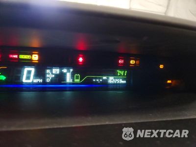 Zdjęcie 9 z 12 samochodu: 2014 TOYOTA PRIUS V THREE VIN:JTDZN3EU0EJ008736 - miniatura
