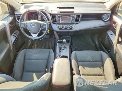 Zdjęcie 8 z 12 samochodu: 2017 TOYOTA RAV4 LE VIN:2T3ZFREV7HW344544 - miniatura