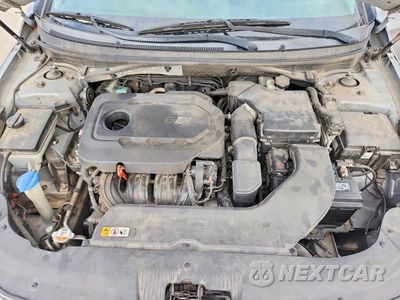 Zdjęcie 11 z 12 samochodu: 2016 HYUNDAI SONATA SE VIN:5NPE24AF8GH324739 - miniatura
