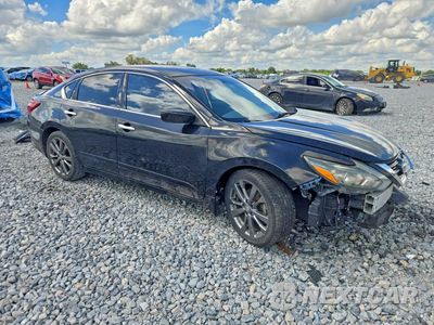 Czwarte zdjęcie samochodu z boku: 2018 NISSAN ALTIMA 2.5 SR VIN:1N4AL3AP8JC289904 - miniatura