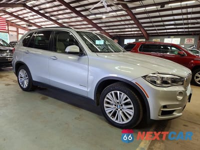 Czwarte zdjęcie samochodu z boku: 2014 BMW X5 XDRIVE50I VIN:5UXKR6C56E0J72113 - miniatura