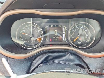 Zdjęcie 9 z 12 samochodu: 2015 JEEP CHEROKEE SPORT VIN:1C4PJLAB7FW761286 - miniatura