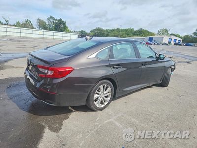 Trzecie zdjęcie samochodu z tyłu: 2018 HONDA ACCORD LX VIN:1HGCV1F14JA022939 - miniatura