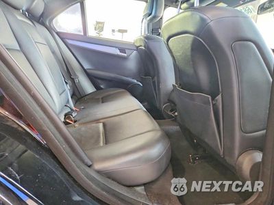 Zdjęcie 10 z 12 samochodu: 2014 MERCEDES-BENZ C 300 4MATIC VIN:WDDGF8ABXEG186677 - miniatura
