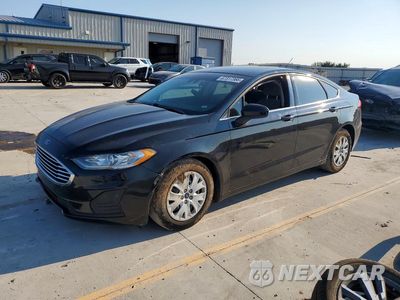 2019 FORD FUSION S 3FA6P0G79KR161013 - główne zdjęcie licytacji z USA - miniatura