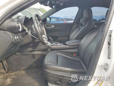 Zdjęcie 7 z 12 samochodu: 2022 ALFA ROMEO GIULIA SUPER VIN:ZARFANBN9N7660510 - miniatura