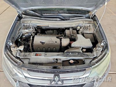 Zdjęcie 12 z 13 samochodu: 2016 MITSUBISHI OUTLANDER SE VIN:JA4AD3A3XGZ050052 - miniatura
