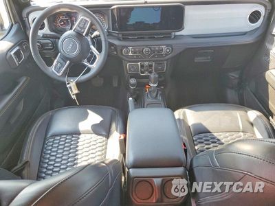 Zdjęcie 8 z 13 samochodu: 2025 JEEP WRANGLER SAHARA VIN:1C4PJXEN5SW560413 - miniatura