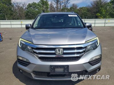 Piąte zdjęcie samochodu w środku: 2018 HONDA PILOT TOURING VIN:5FNYF6H96JB045986 - miniatura