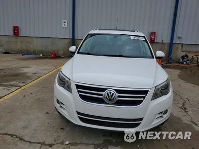 Piąte zdjęcie samochodu w środku: 2009 VOLKSWAGEN TIGUAN SE VIN:WVGBV75N69W518868 - miniatura