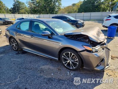 Czwarte zdjęcie samochodu z boku: 2018 TOYOTA CAMRY SE VIN:4T1B11HKXJU617056 - miniatura