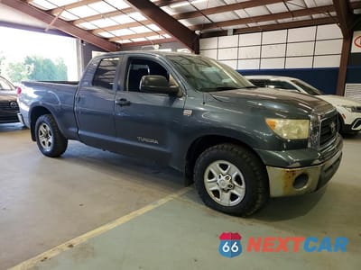 Czwarte zdjęcie samochodu z boku: 2007 TOYOTA TUNDRA SR5 VIN:5TBBT54127S456565 - miniatura