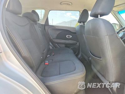 Zdjęcie 10 z 12 samochodu: 2014 KIA SOUL + VIN:KNDJP3A51E7705593 - miniatura