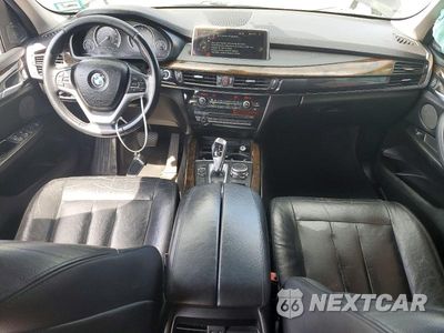Zdjęcie 8 z 13 samochodu: 2015 BMW X5 SDRIVE35I VIN:5UXKR2C50F0H39025 - miniatura