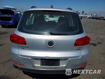 Zdjęcie 6 z 13 samochodu: 2017 VOLKSWAGEN TIGUAN S VIN:WVGBV7AX3HK006871 - miniatura