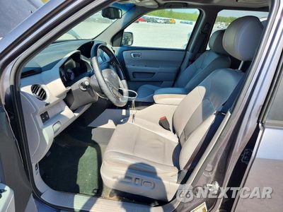 Zdjęcie 7 z 13 samochodu: 2015 HONDA PILOT TOURING VIN:5FNYF3H90FB022757 - miniatura