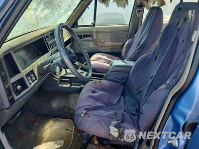 Zdjęcie 7 z 12 samochodu: 1988 JEEP CHEROKEE LAREDO VIN:1JCMR7843JT170925 - miniatura
